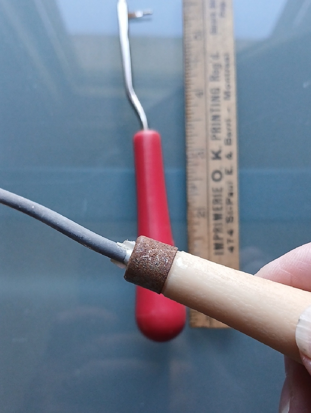 Latch hook tools - Picture 2 of 3